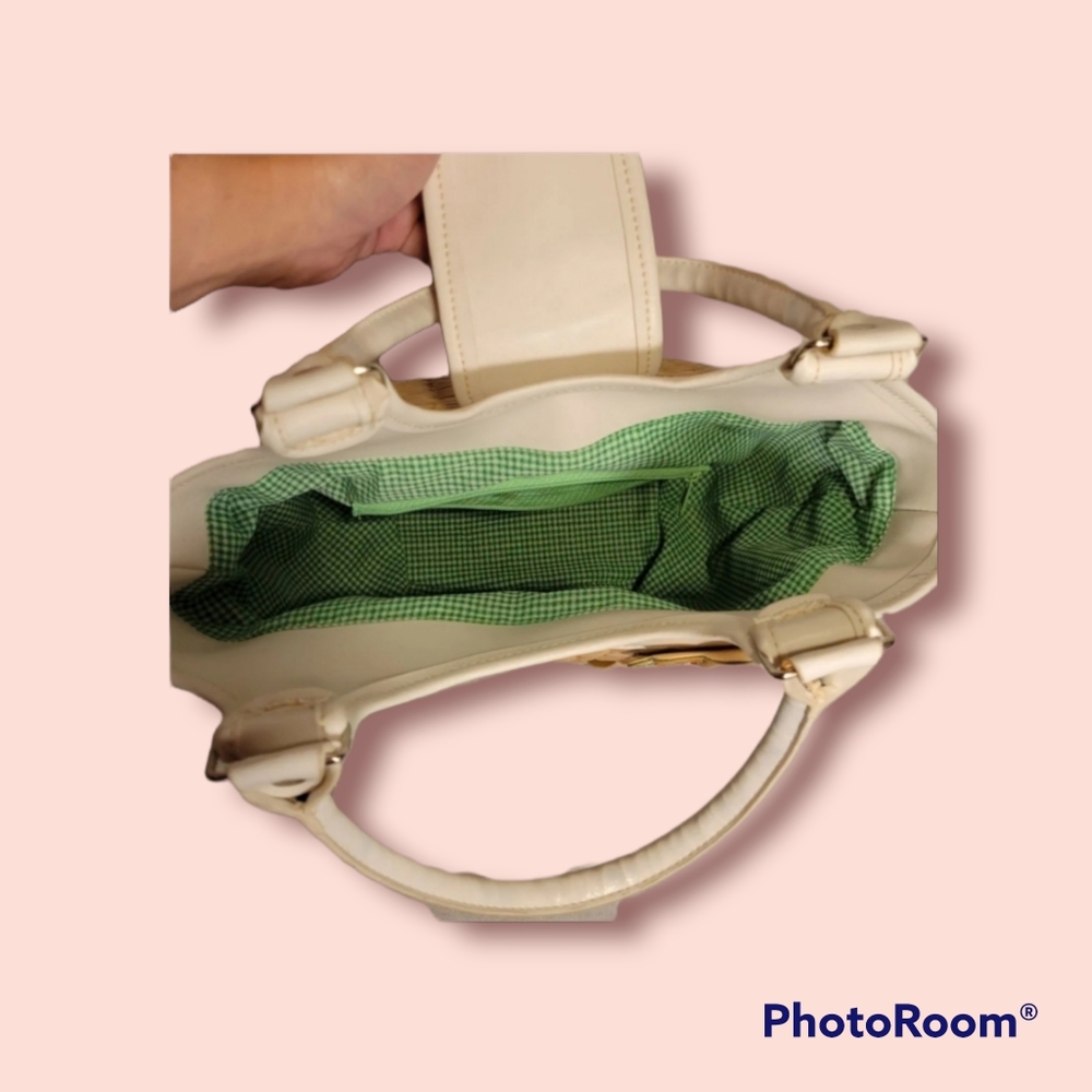 Adorable Basket Floral Purse - Picture 2 of 8
